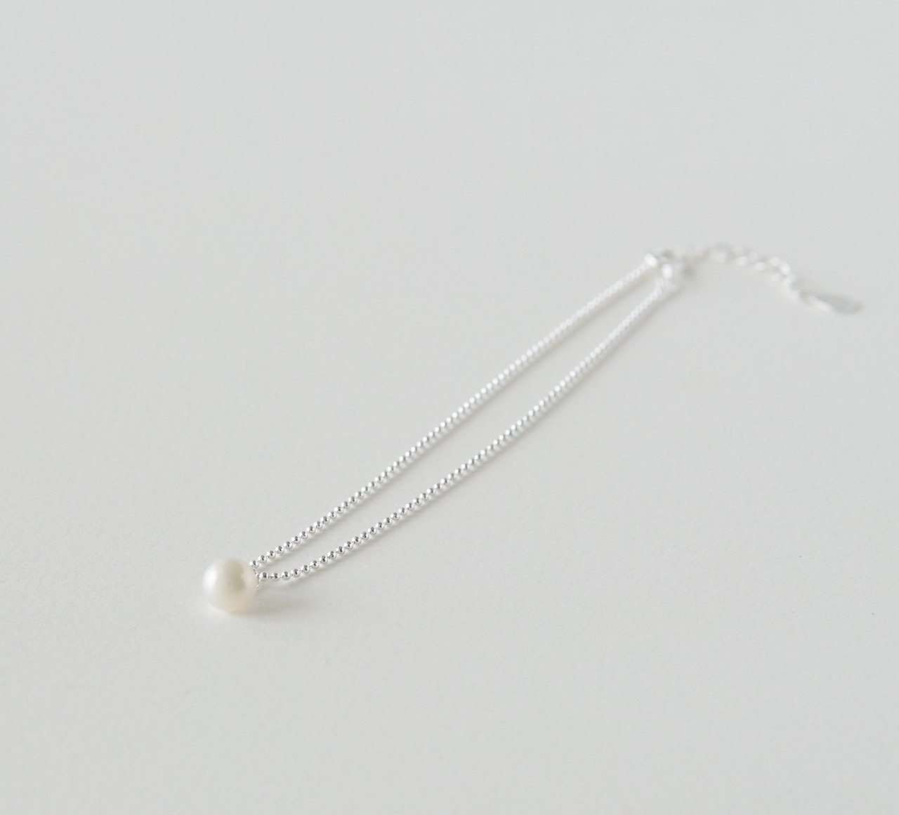 Lắc chân bạc ball chain with pearl