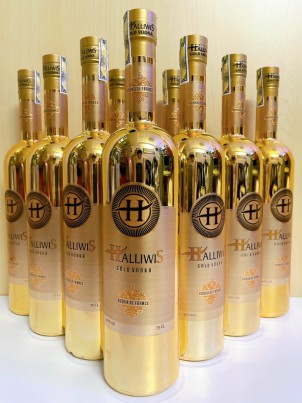 Rượu Vodka Halliwis Chai Vàng